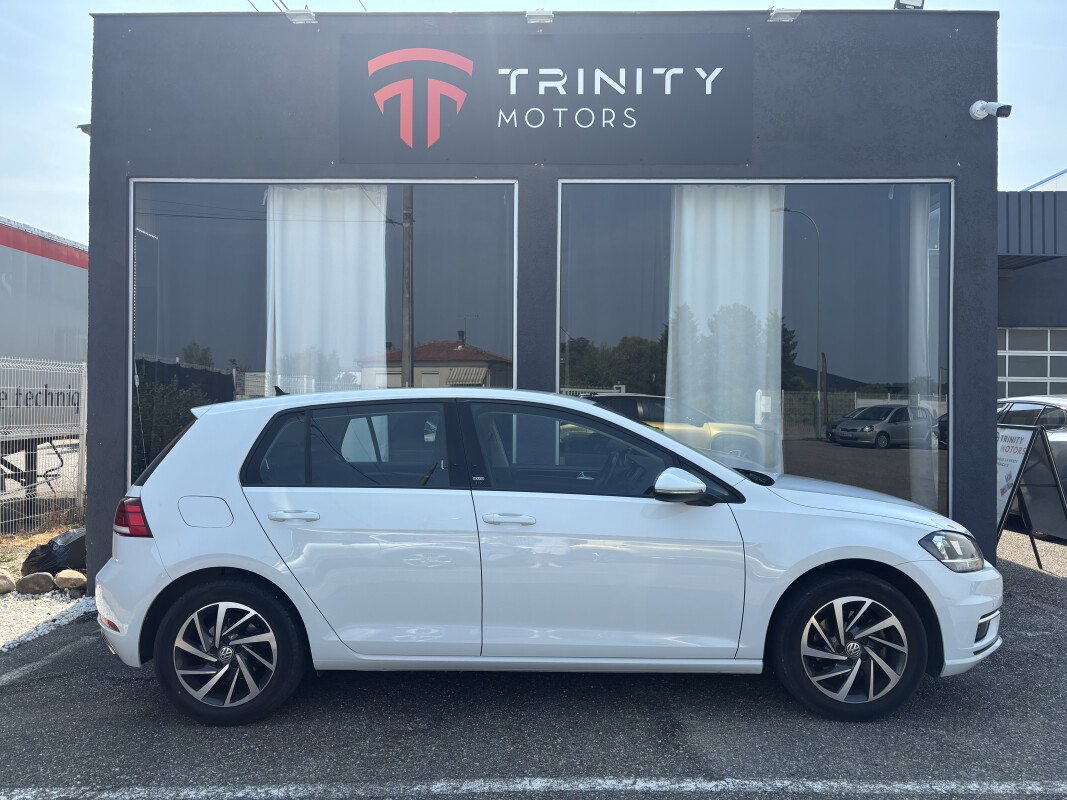 Volkswagen GOLF VII