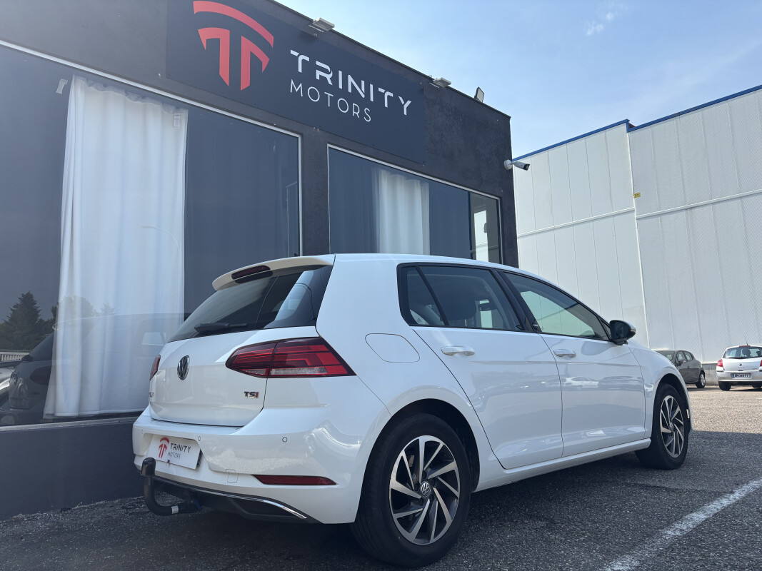 Volkswagen GOLF VII