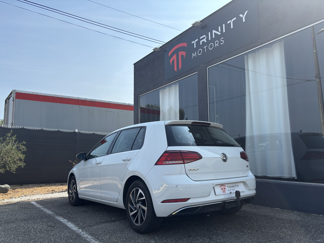 Volkswagen GOLF VII