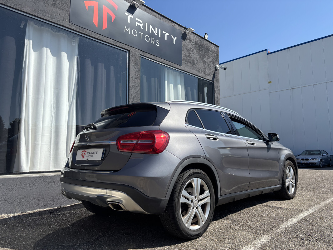 Mercedes CLASSE GLA