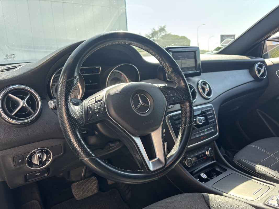 Mercedes CLASSE GLA