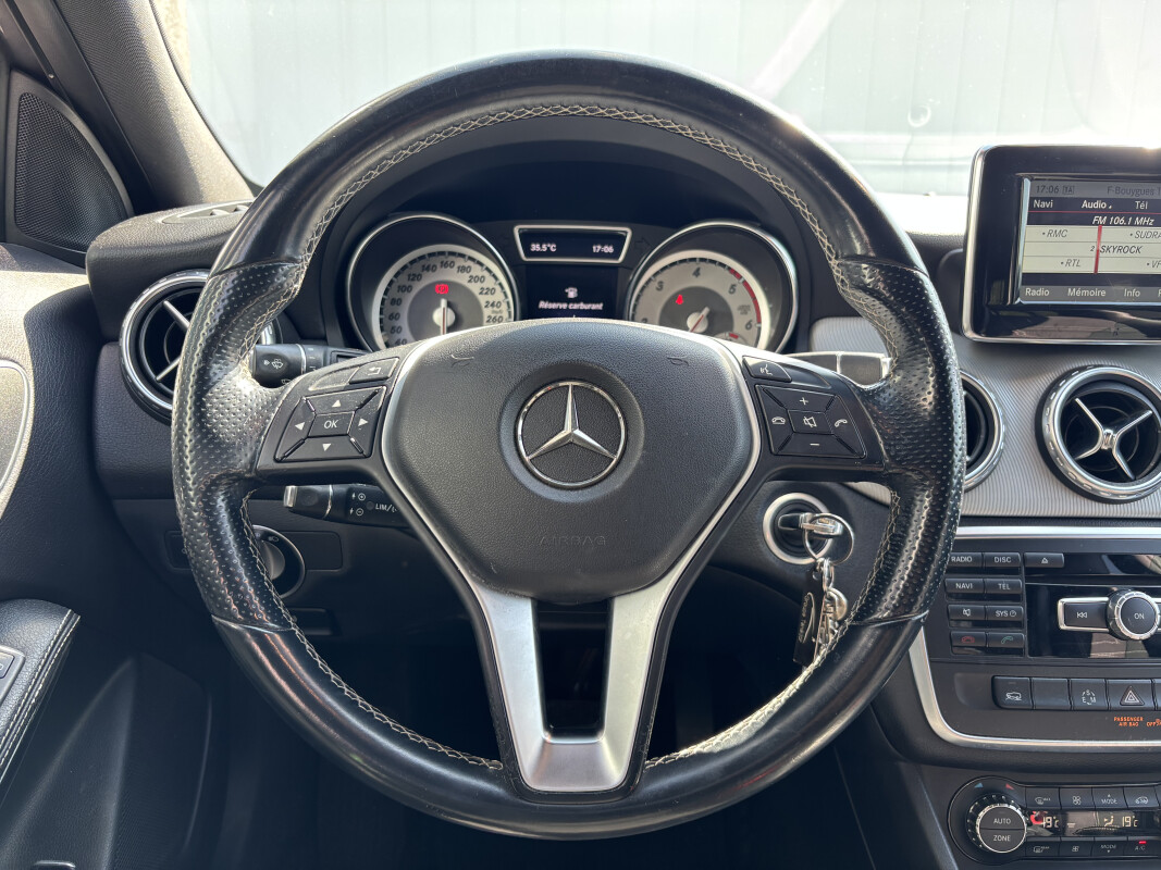 Mercedes CLASSE GLA