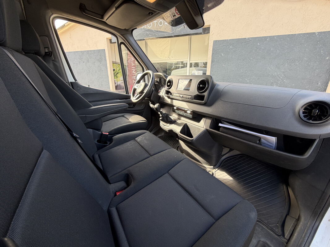Mercedes SPRINTER