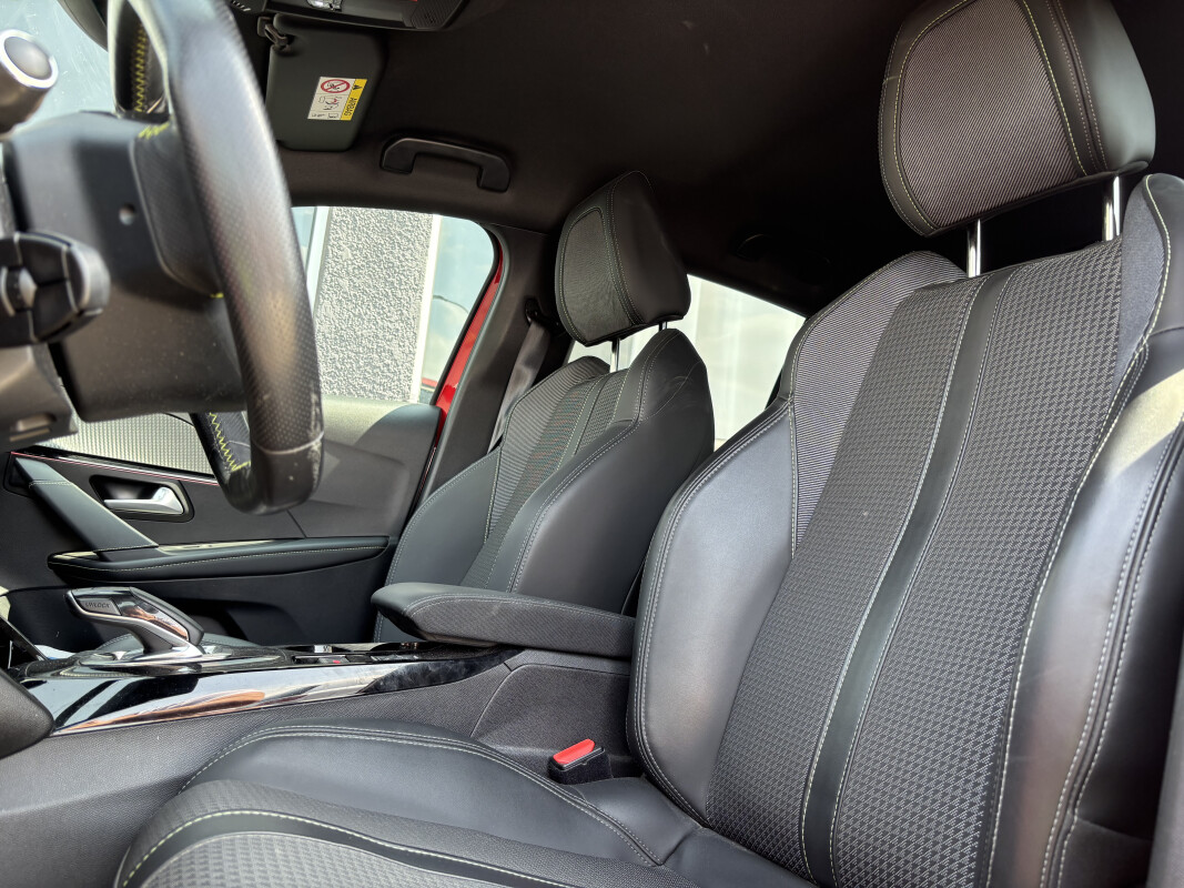 Peugeot 208 II