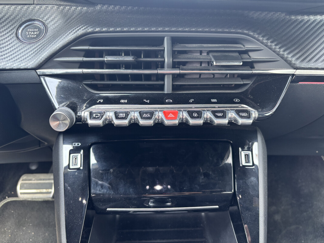 Peugeot 208 II