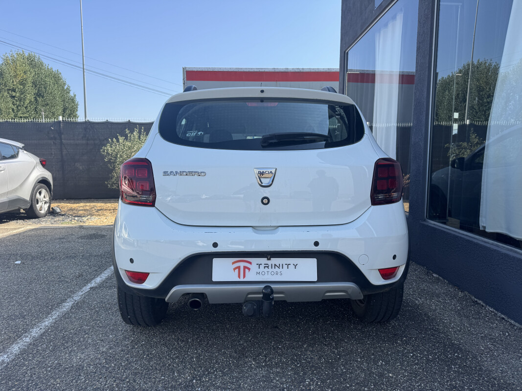 Dacia SANDERO
