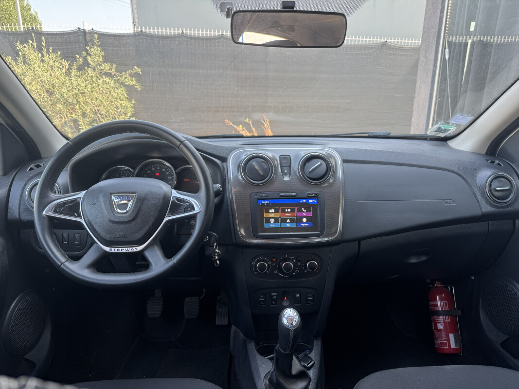 Dacia SANDERO