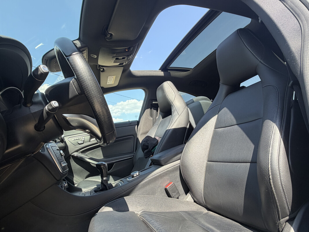 Mercedes CLASSE CLA