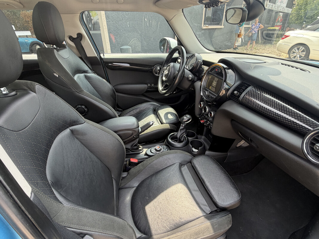 Mini MINI