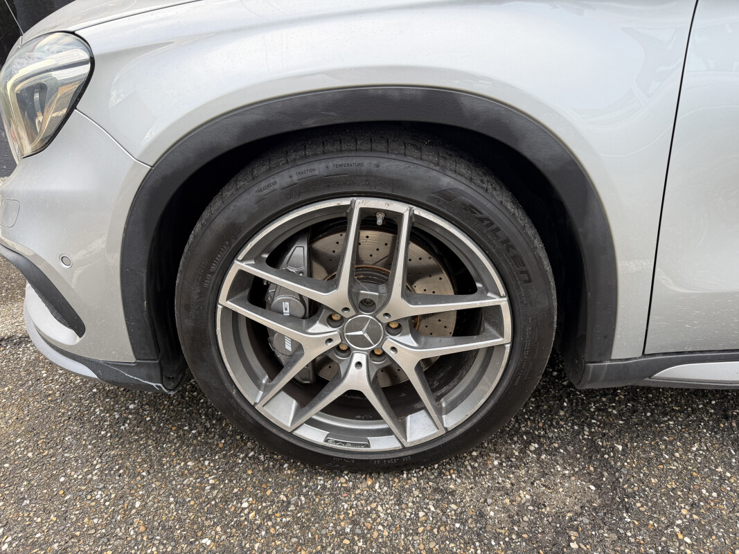 Mercedes CLASSE GLA
