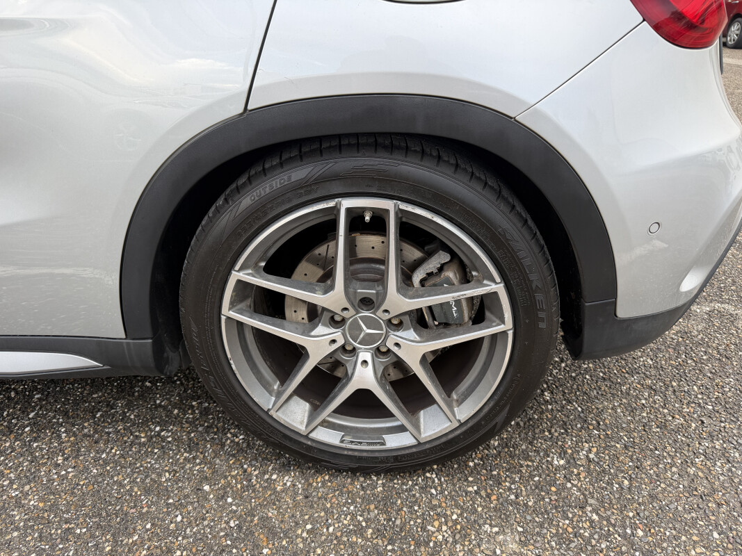 Mercedes CLASSE GLA