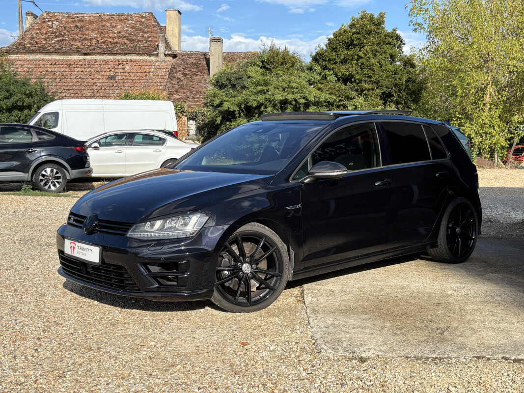 Volkswagen GOLF VII