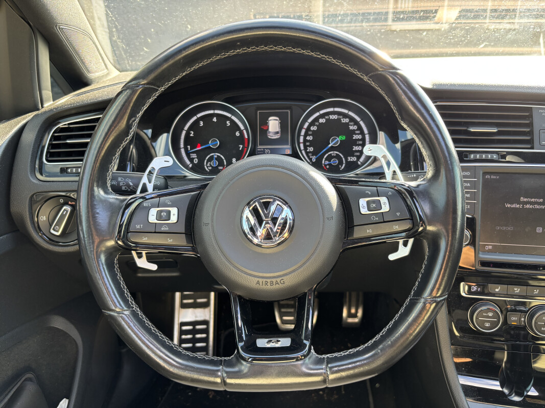 Volkswagen GOLF VII