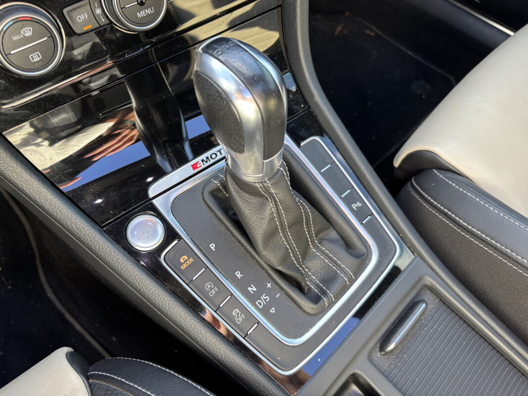 Volkswagen GOLF VII