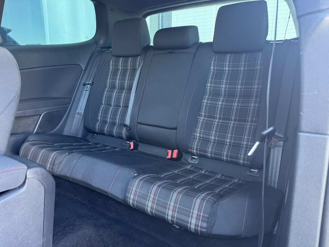 Volkswagen GOLF VI