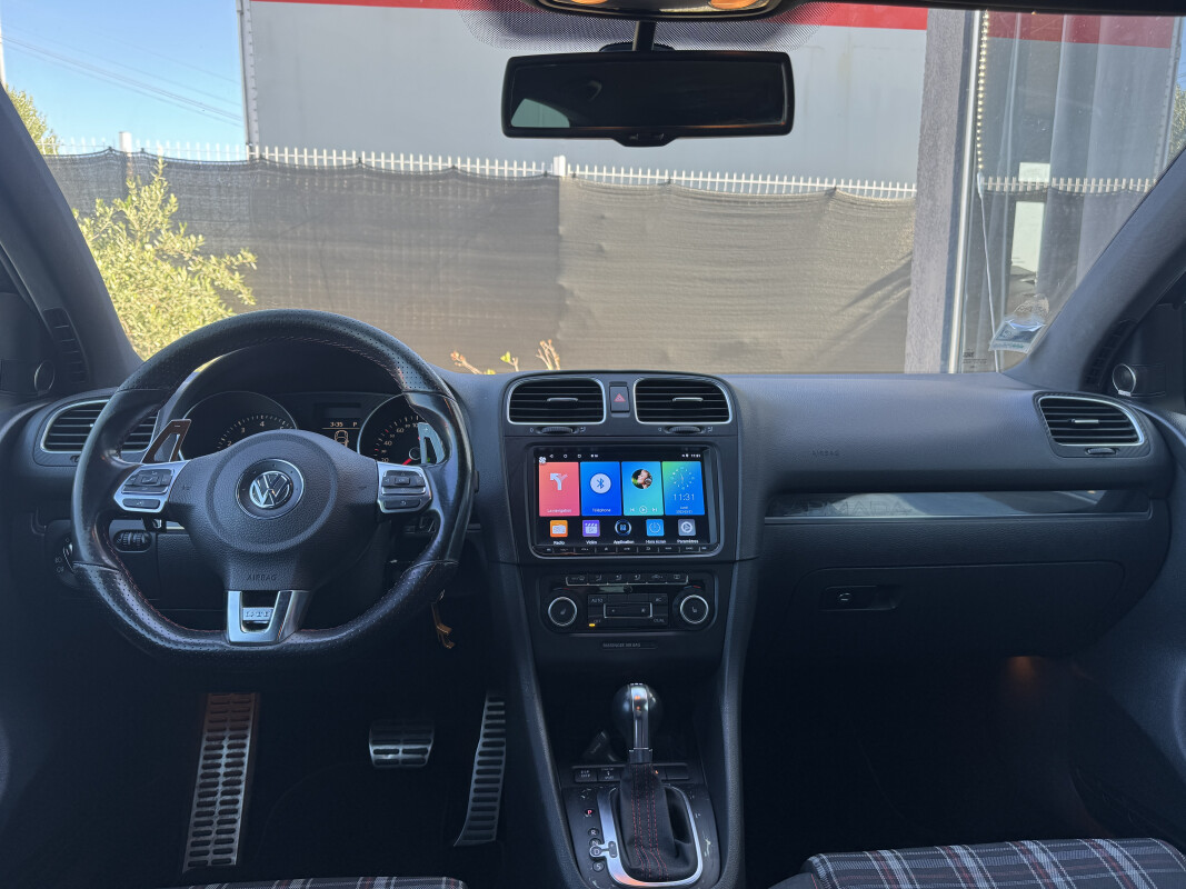 Volkswagen GOLF VI
