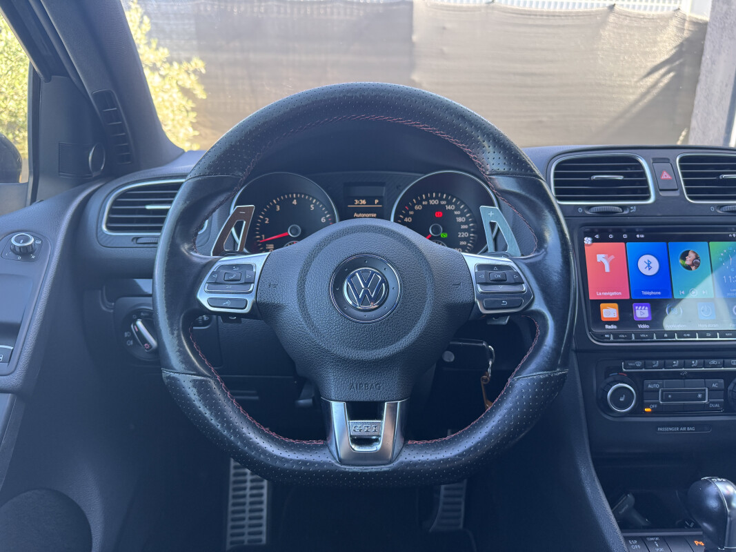 Volkswagen GOLF VI