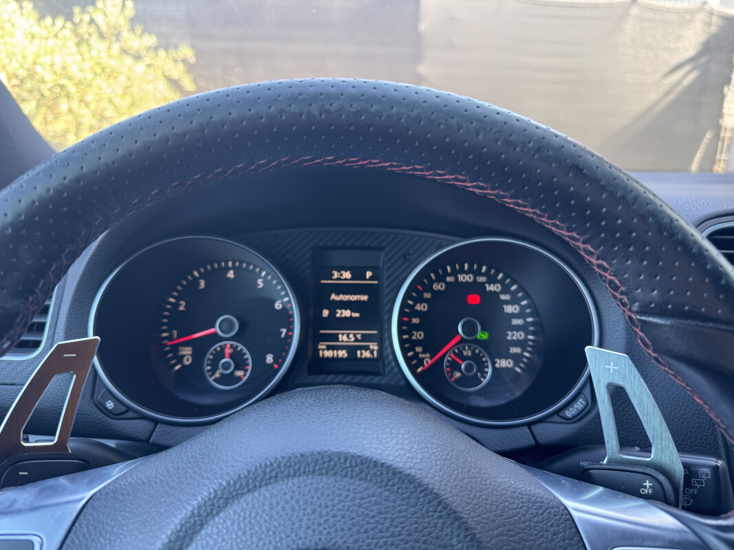 Volkswagen GOLF VI