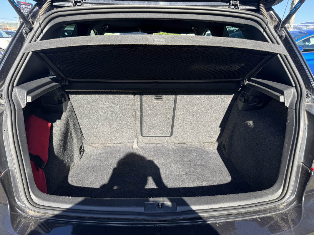 Volkswagen GOLF VI