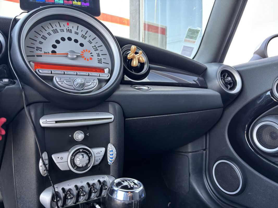Mini MINI