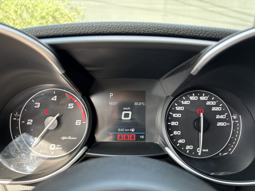 Alfa Romeo GIULIA