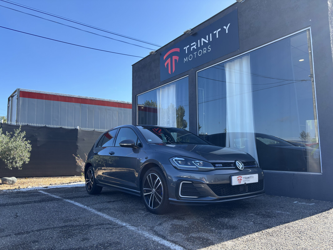 Volkswagen GOLF VII