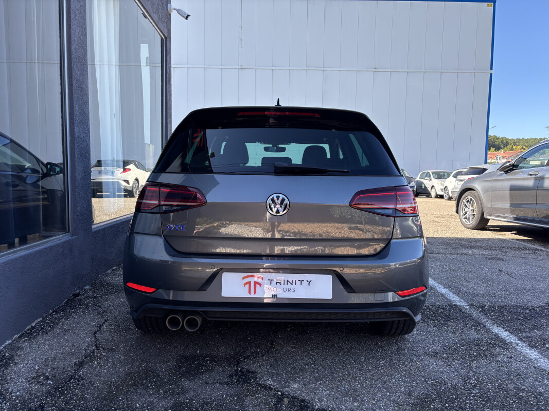 Volkswagen GOLF VII