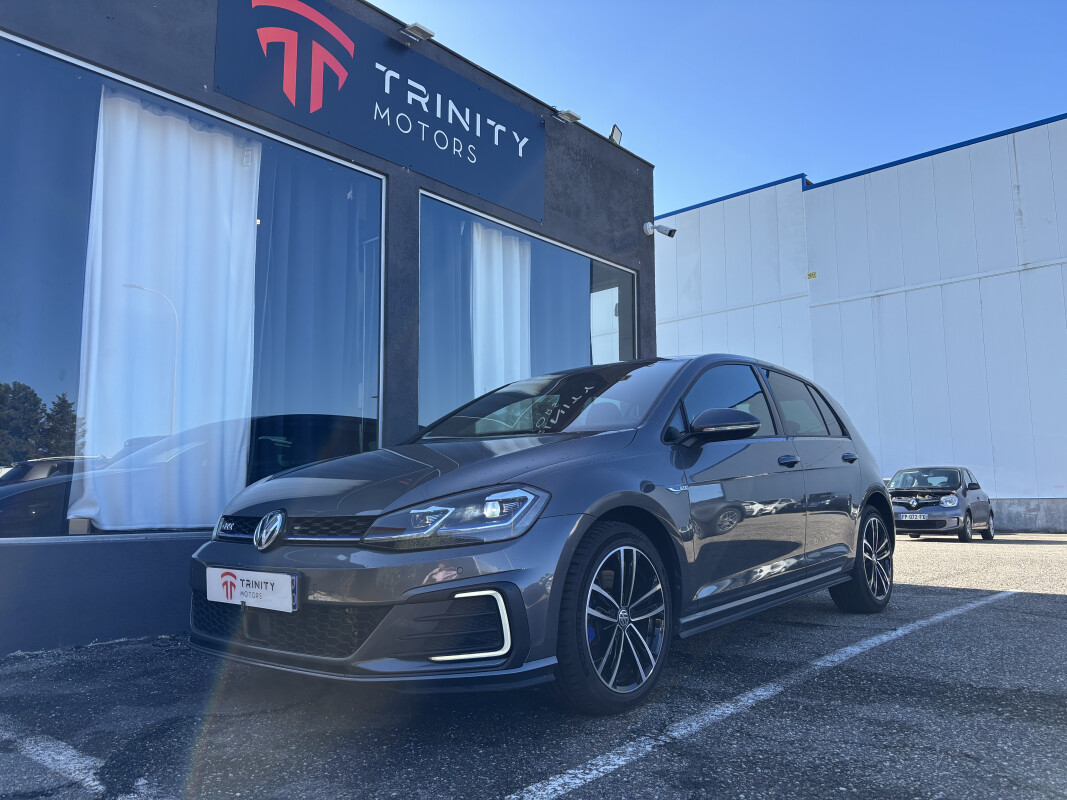 Volkswagen GOLF VII