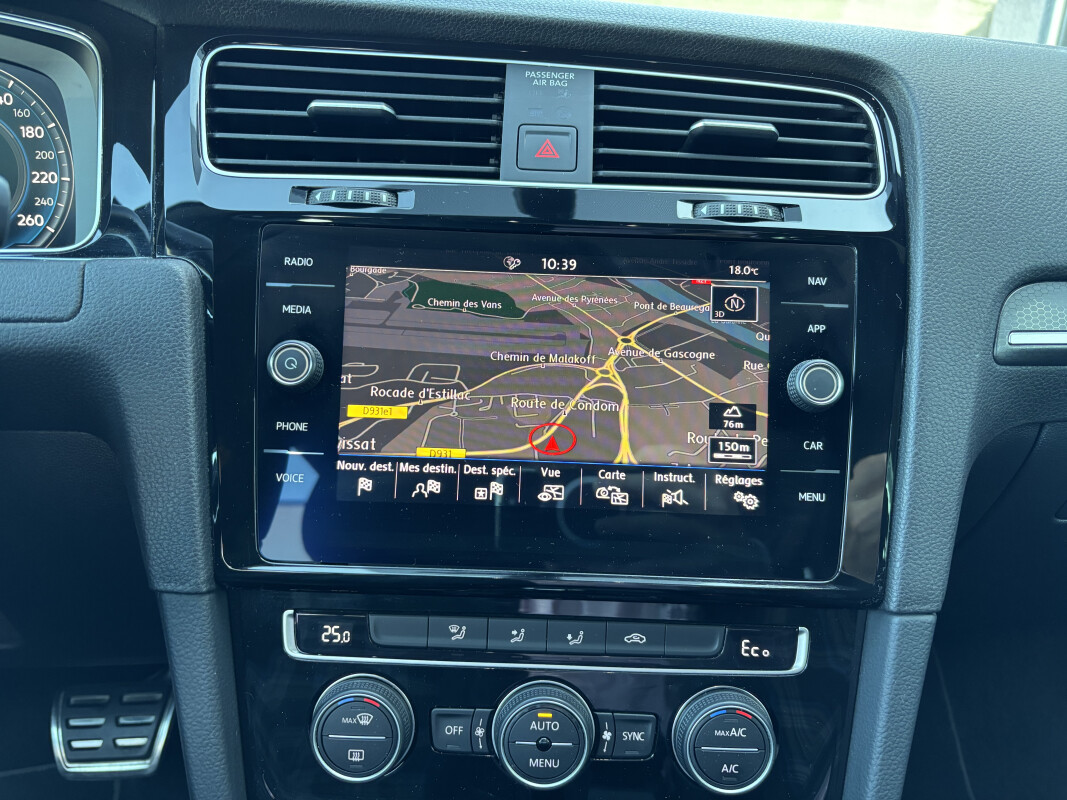 Volkswagen GOLF VII