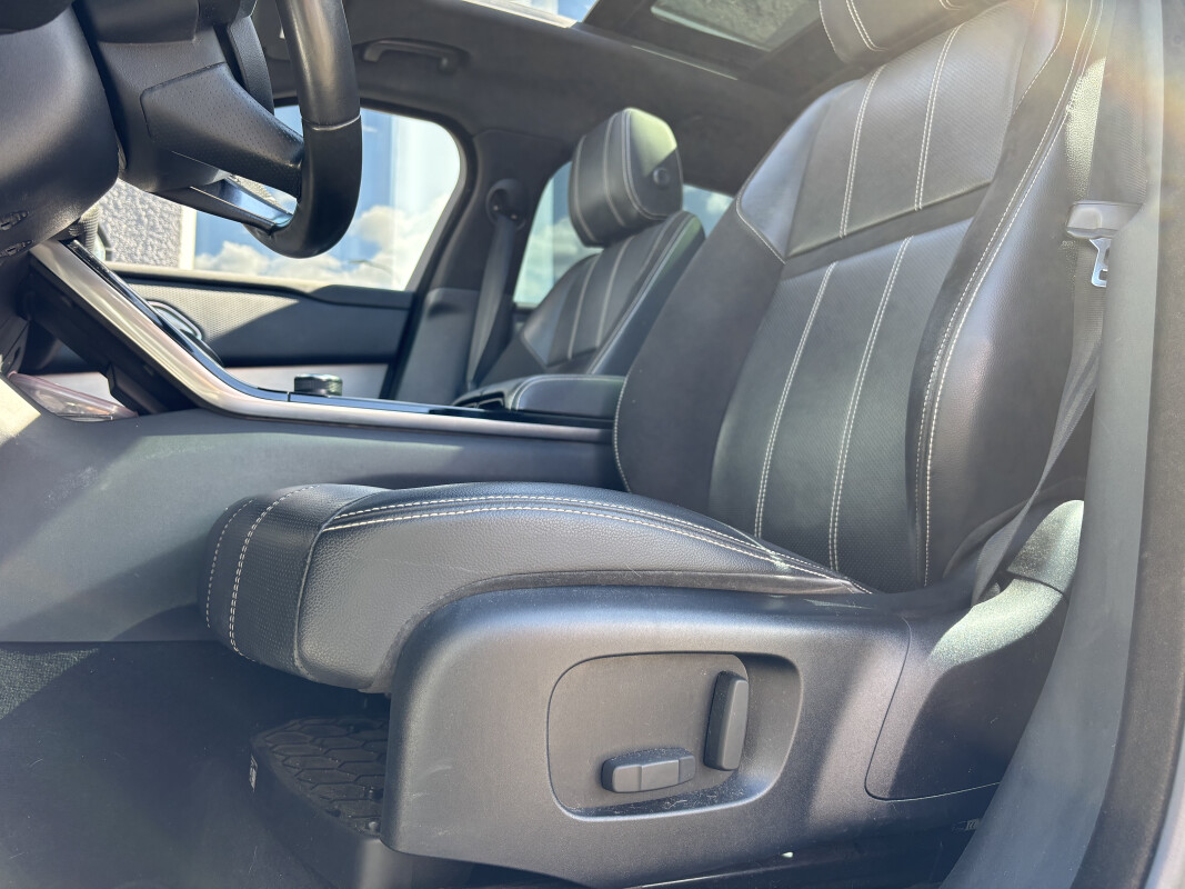 Land Rover VELAR