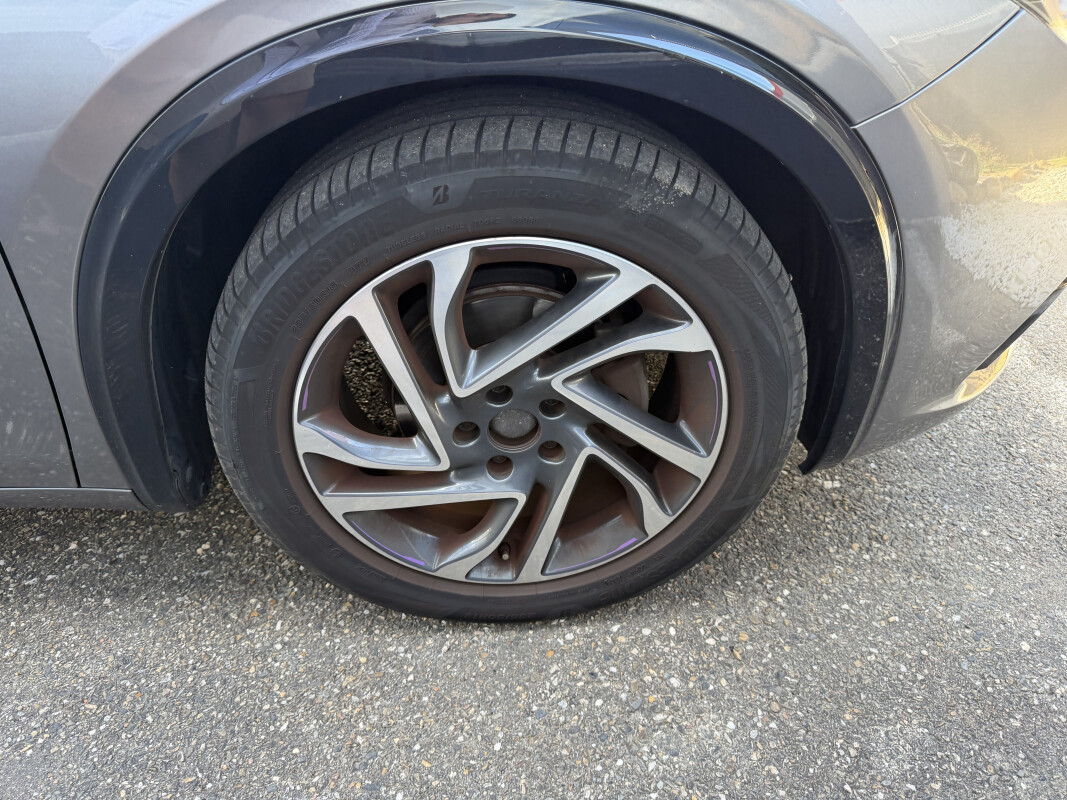 Infiniti Q30