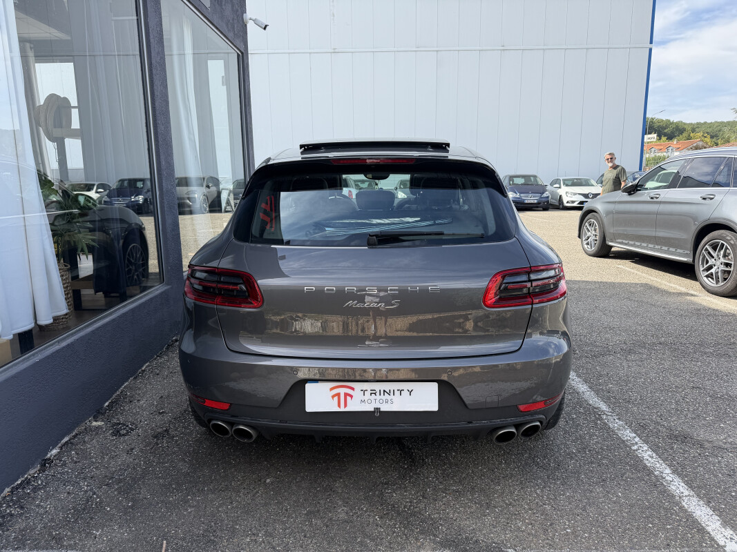 Porsche MACAN S