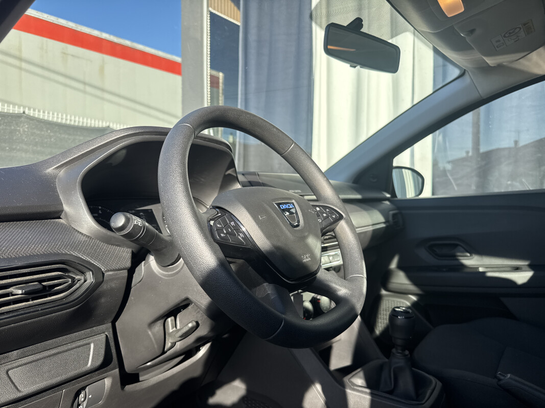 Dacia SANDERO