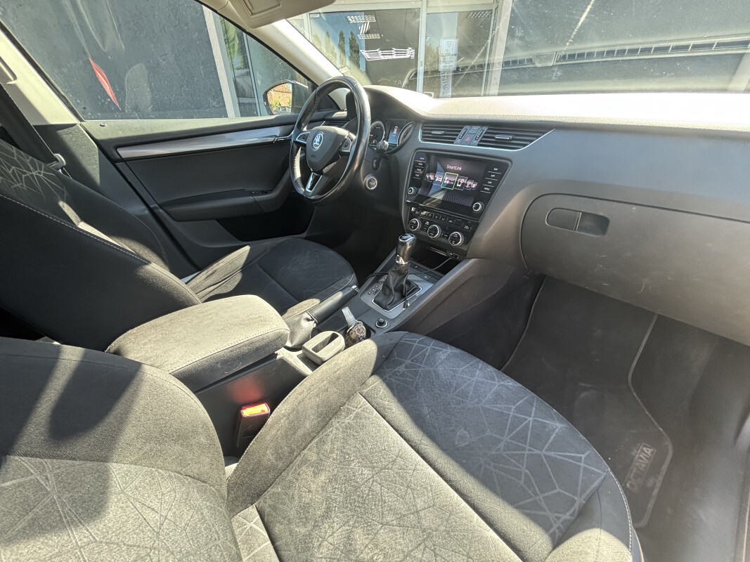 Skoda OCTAVIA Combi