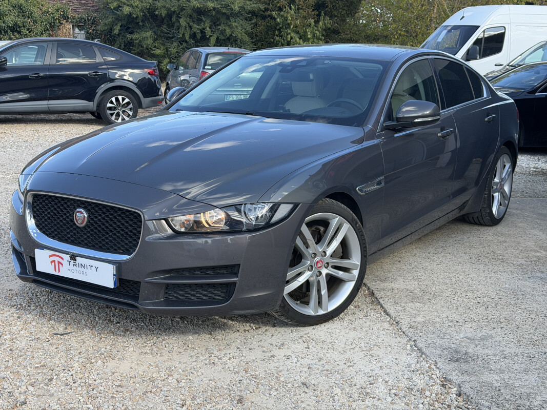 Jaguar XE