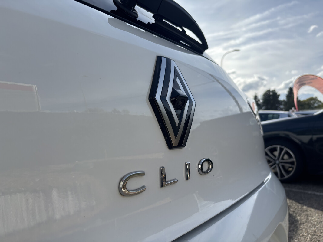 Renault CLIO V