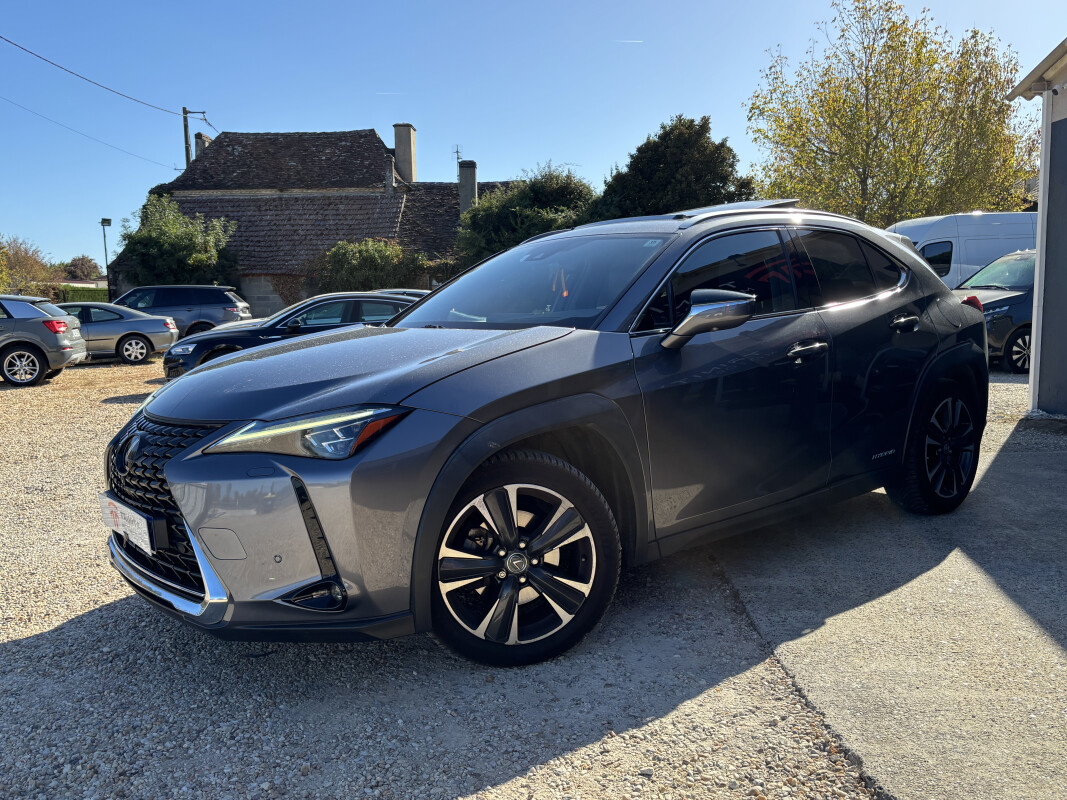 Lexus UX