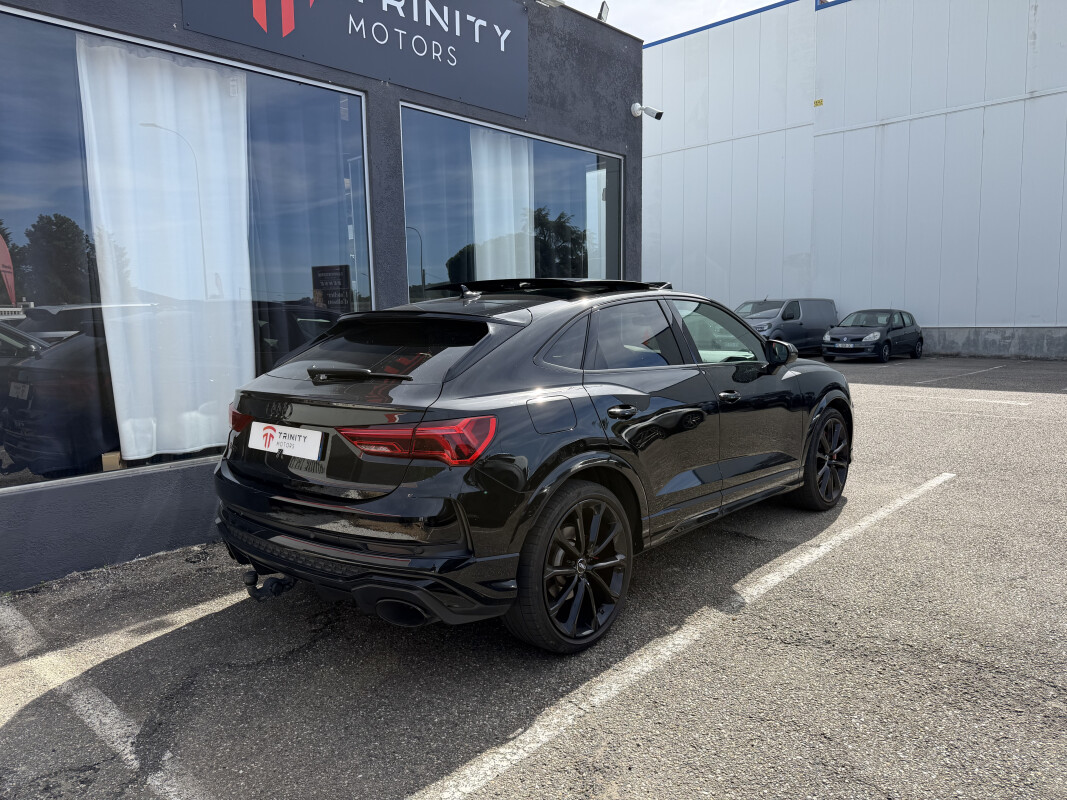 Audi RSQ3