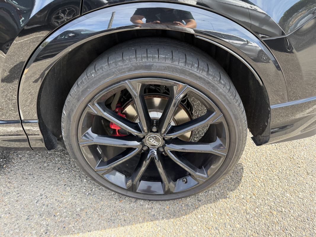 Audi RSQ3