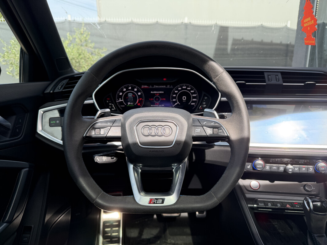 Audi RSQ3