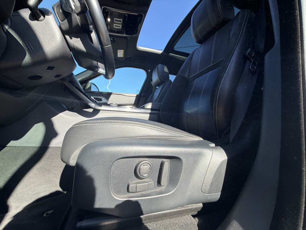 Land Rover VELAR