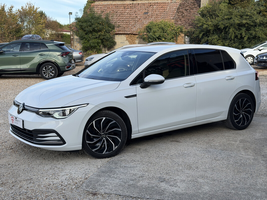 Volkswagen GOLF VIII