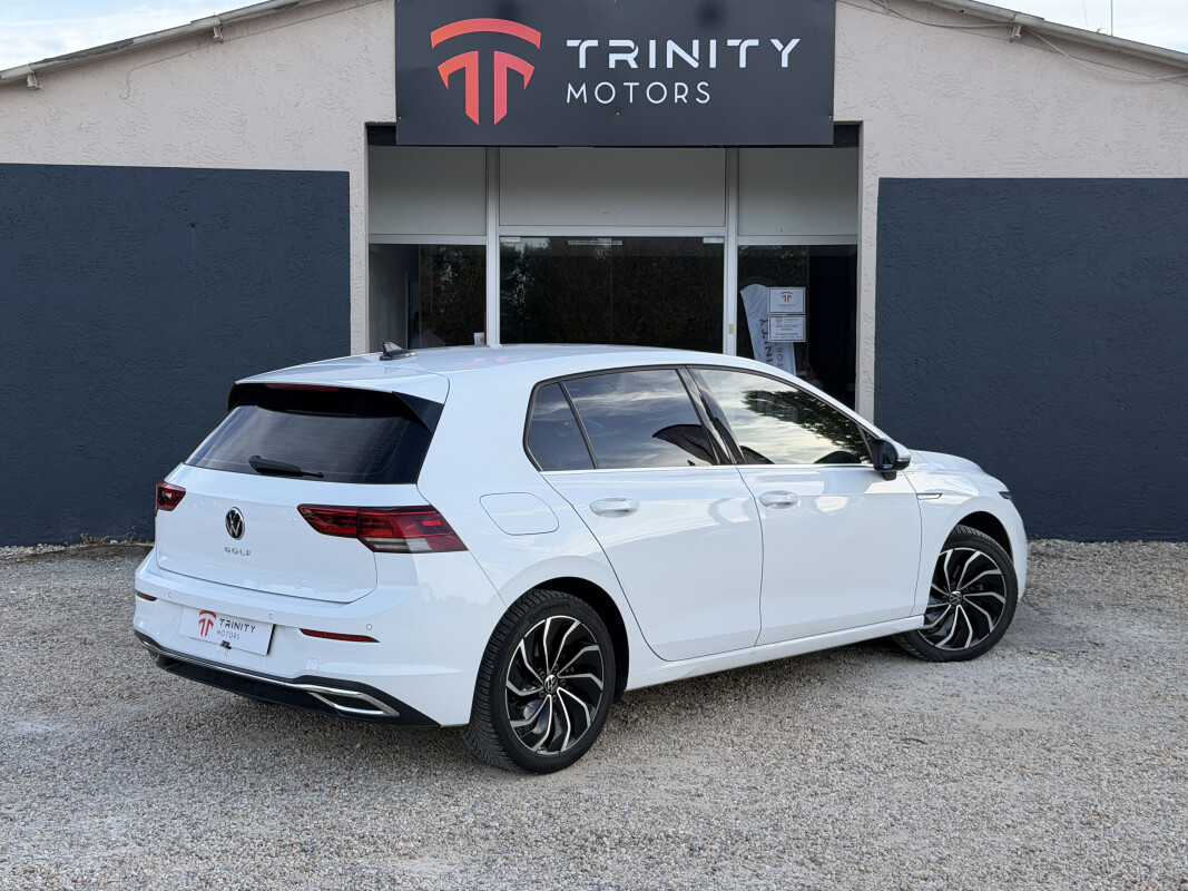 Volkswagen GOLF VIII