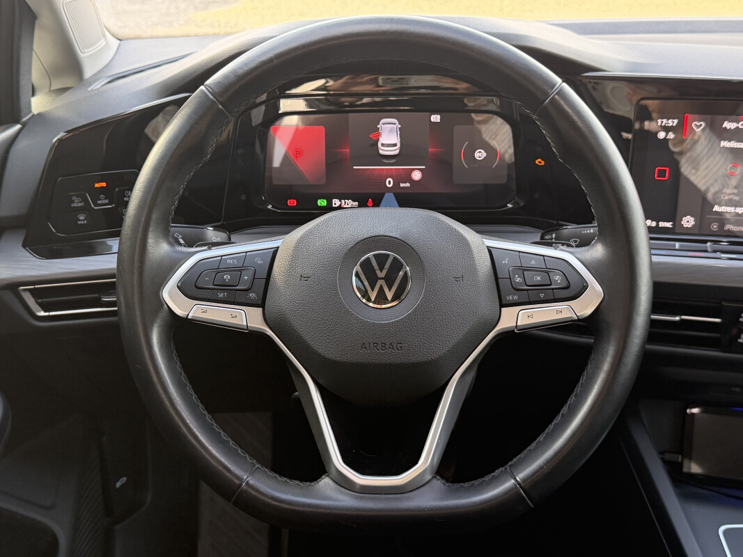 Volkswagen GOLF VIII