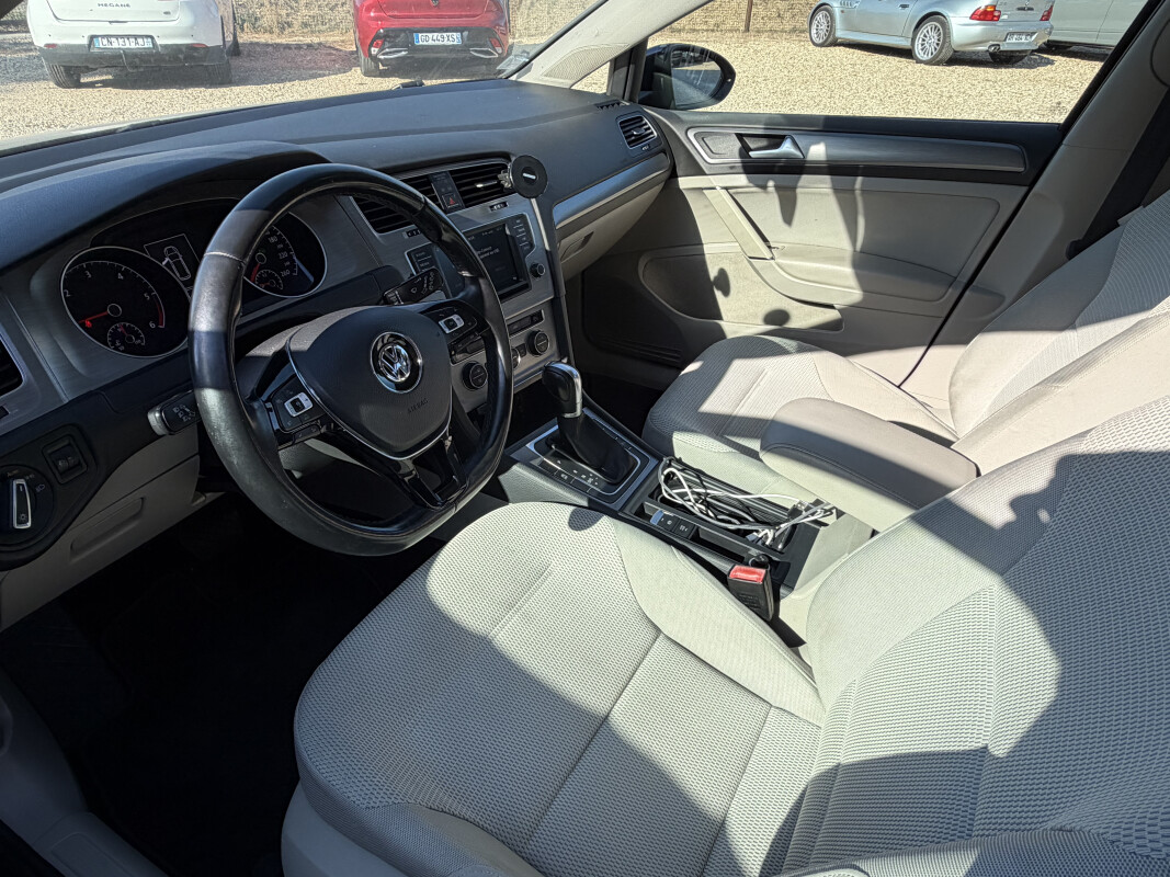 Volkswagen GOLF VII