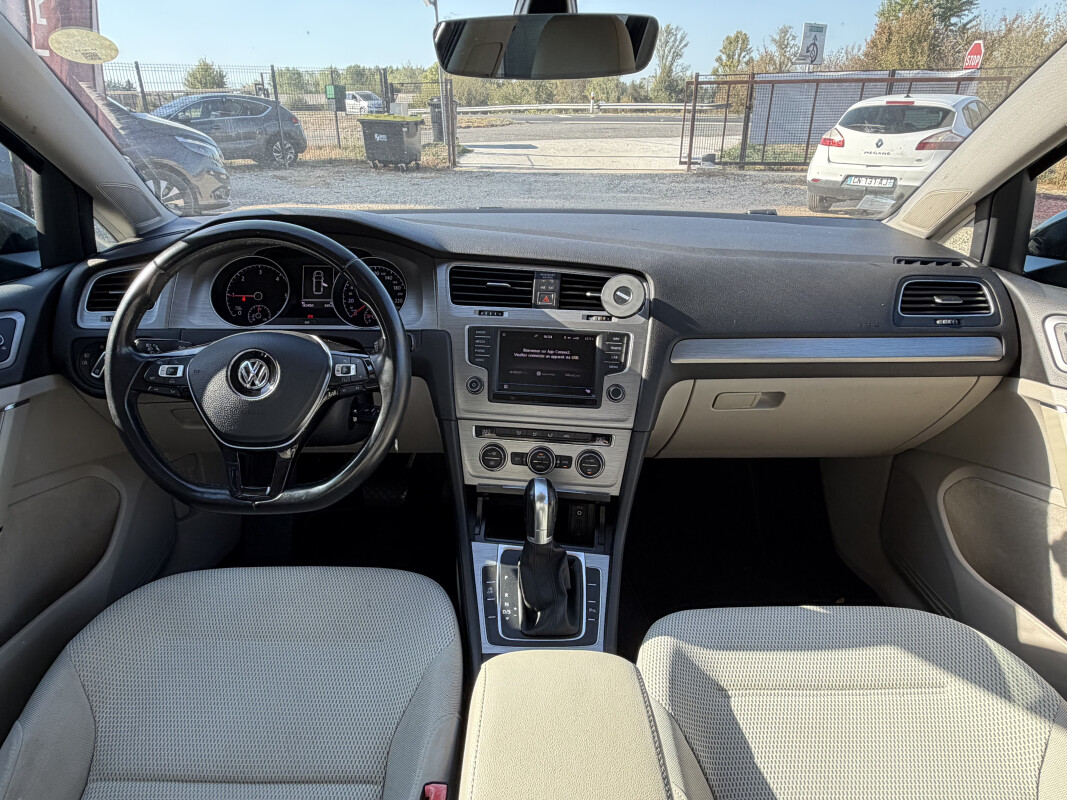 Volkswagen GOLF VII