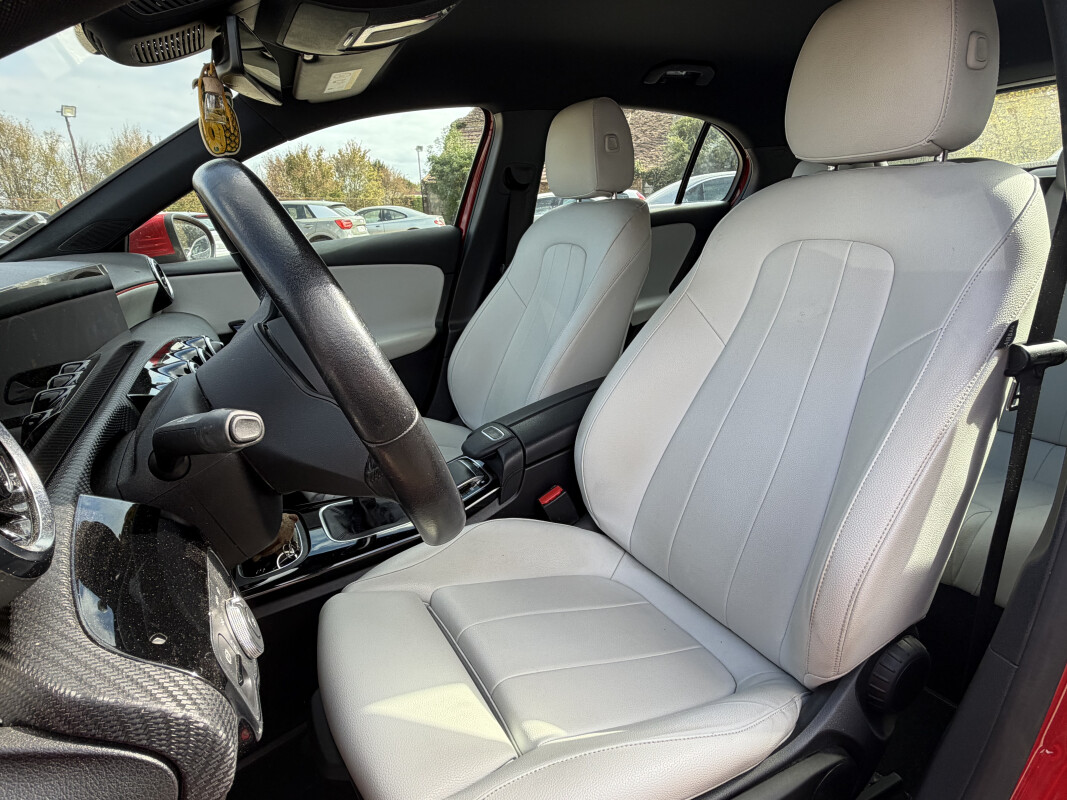 Mercedes CLASSE A IV
