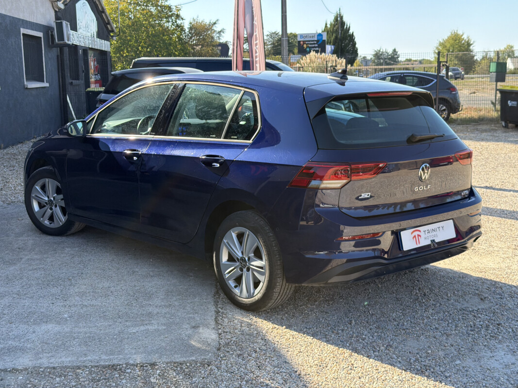 Volkswagen GOLF VIII