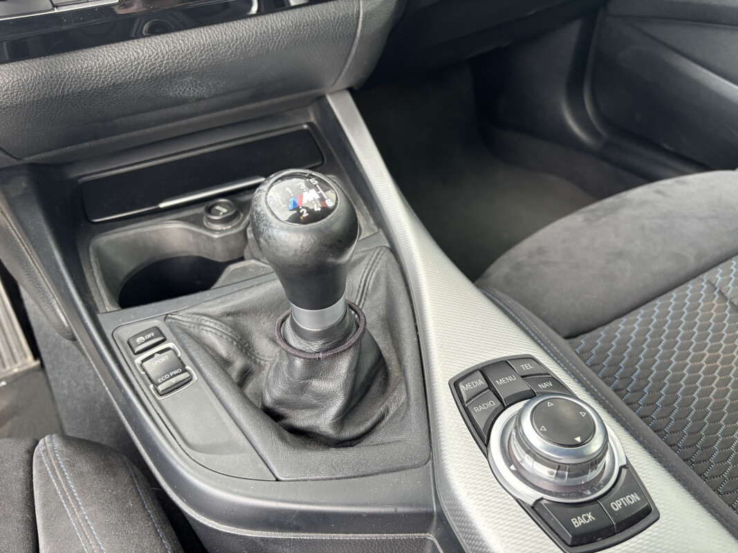 BMW SERIE 1 II